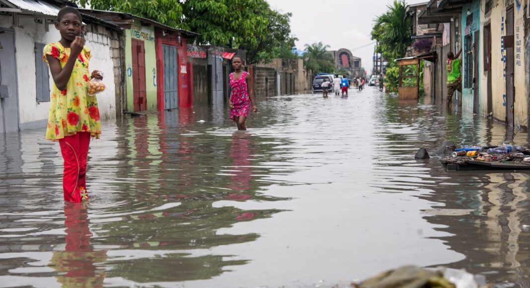 RDC : le gouvernement vient en aide à 100 ménages victimes des inondations