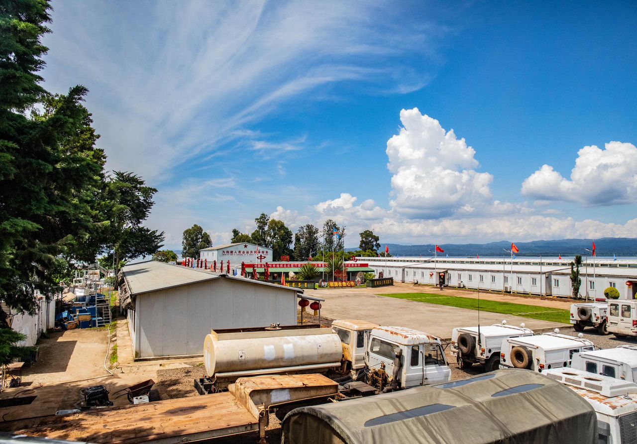 Don de matériel par le contingent chinois de la MONUSCO