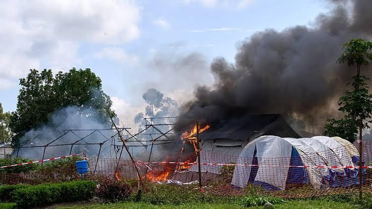 Ebola à Butembo : en 48 heures, deux structures de santé incendiées, la peur gagne du terrain